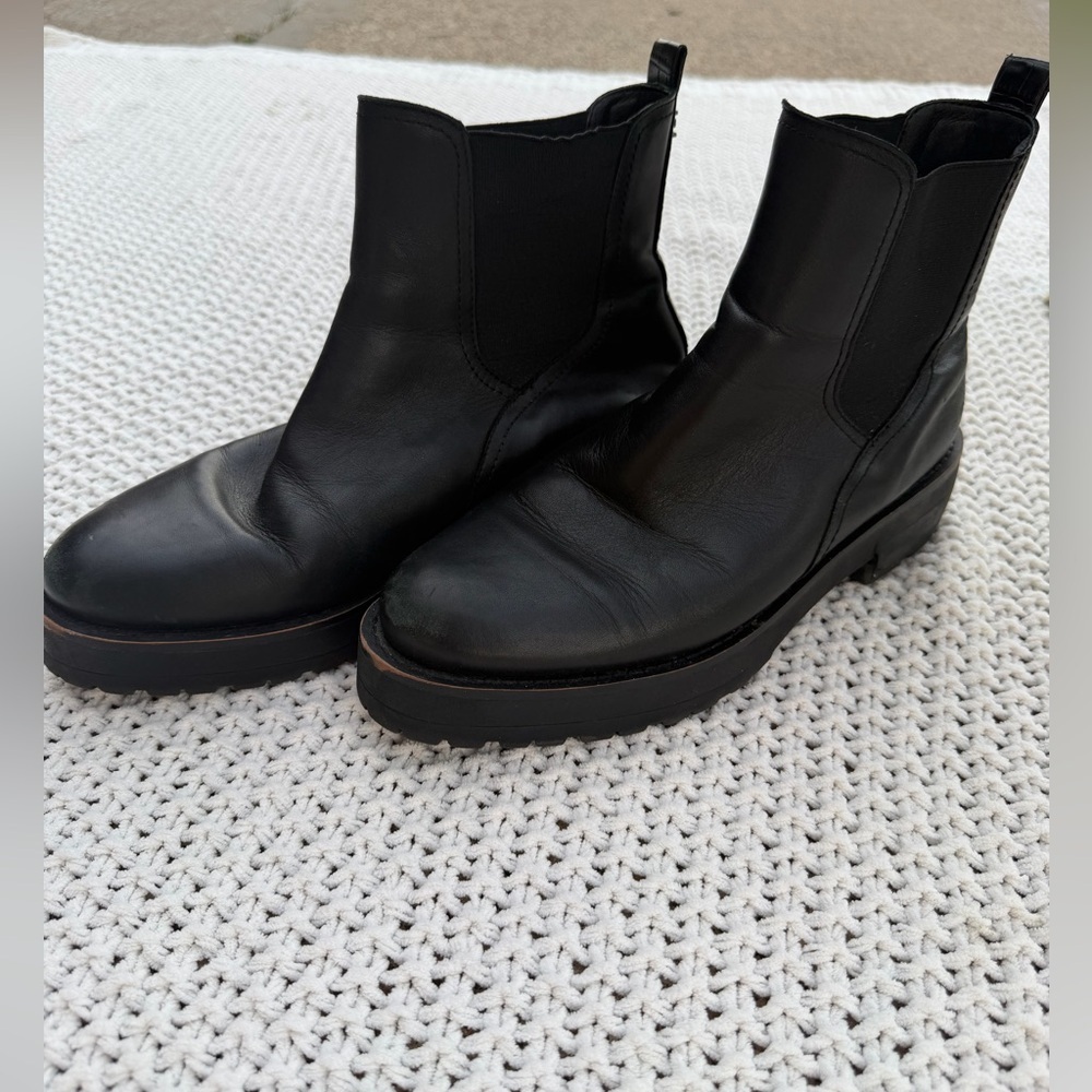Sam Edelman Black Leather Chunky Chelsea Ankle Boots Size 8